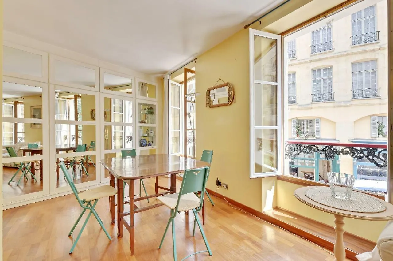 Pantheon Cosy Studio Apartment Paris